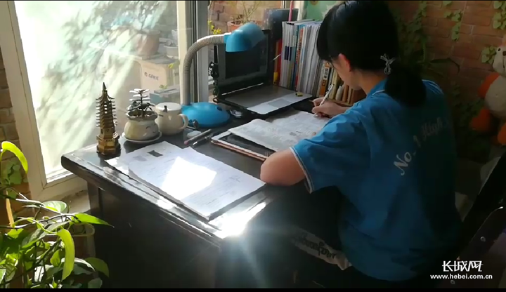 教育部派出高三开学:学校领导24小时值班报告疫情零报告