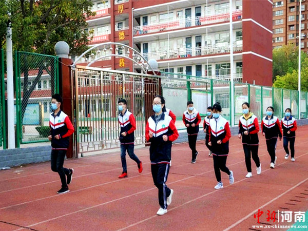 抓住白天和黑夜，对得起华少许昌实验中学——高三学生的12小时