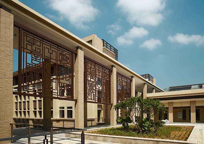 广州暨南大学想获得中专或以下的学士学位 我应该选择参加入学考试还是自学考试
